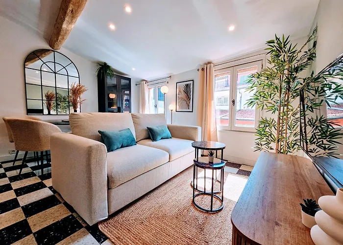 4 Couchages Elegant Au Coeur Du Vieux Nice